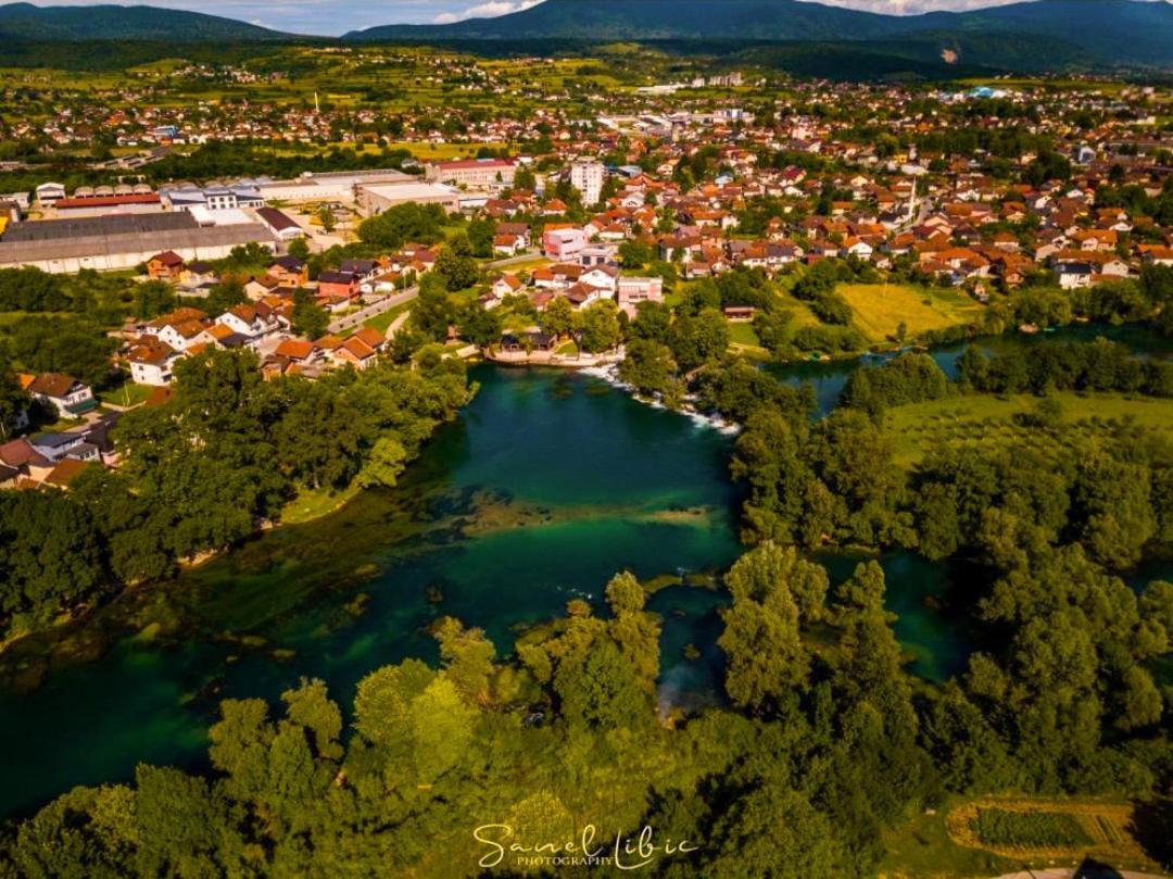 Bihać Holiday Home Waterfall View מראה חיצוני תמונה