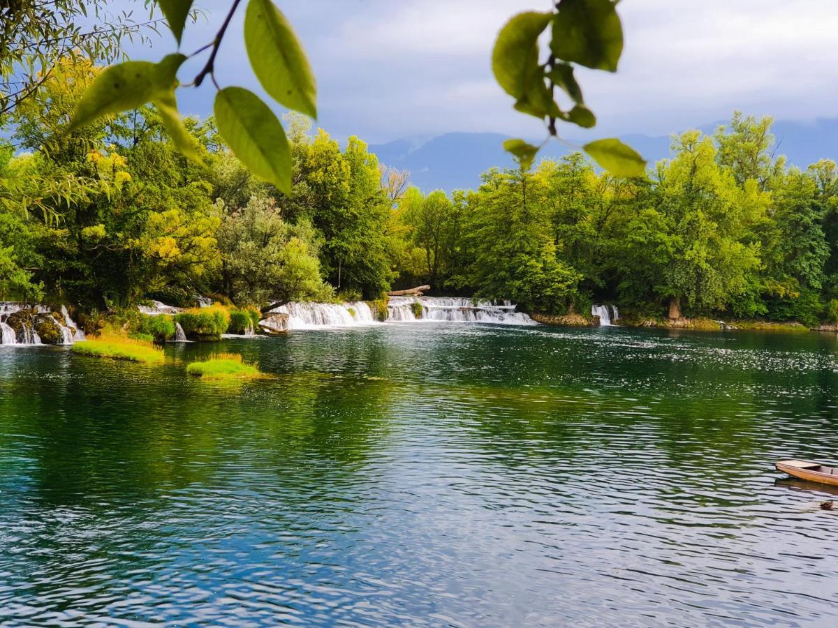 Bihać Holiday Home Waterfall View מראה חיצוני תמונה